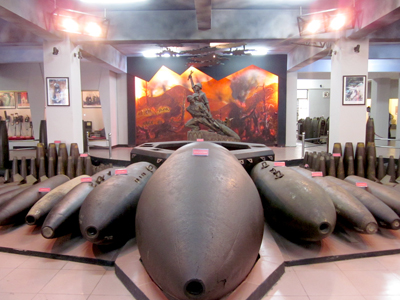 ງານວາງສະແດງ“ການແກ້ໄຂລູກລະເບີດບໍ່ທັນແຕກຫລັງສົງຄາມເພື່ອຊີວິດສະຫງົບສຸກ